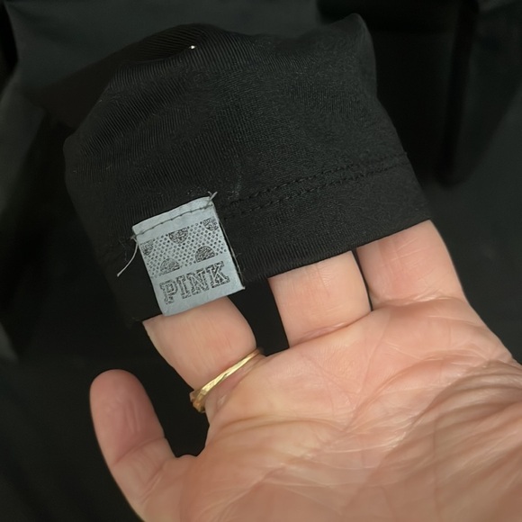 PINK- ultimate black leggings - Picture 7 of 7